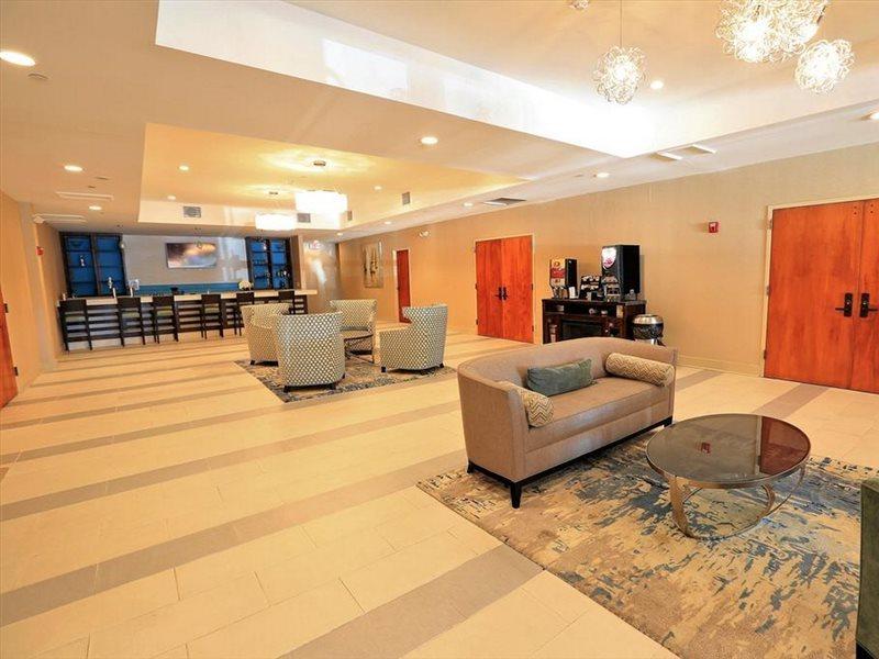 Wyndham Garden Kenosha Harborside Otel Dış mekan fotoğraf