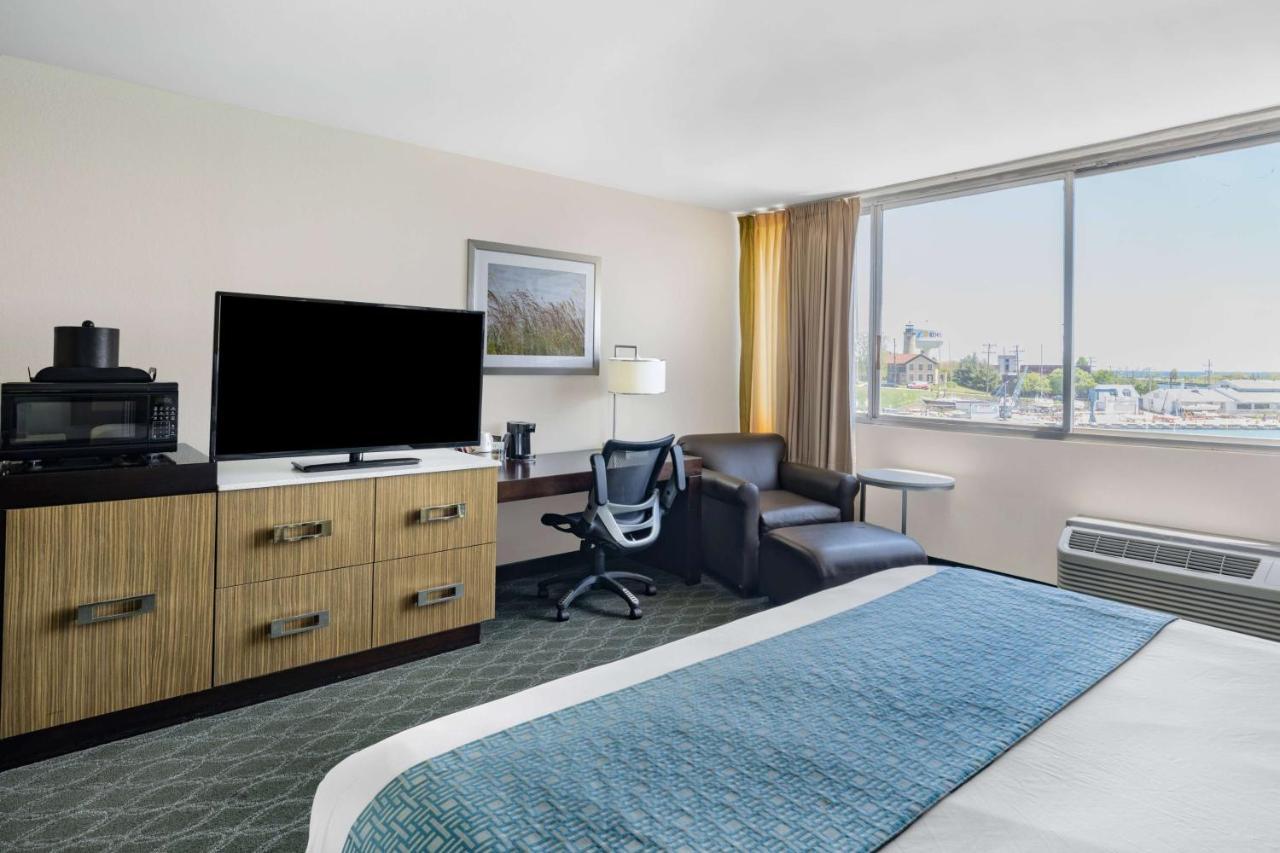 Wyndham Garden Kenosha Harborside Otel Dış mekan fotoğraf