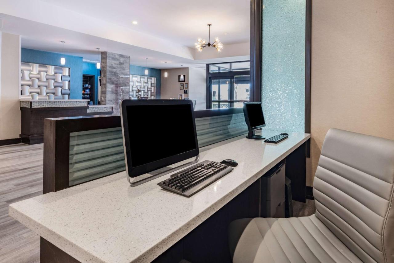 Wyndham Garden Kenosha Harborside Otel Dış mekan fotoğraf