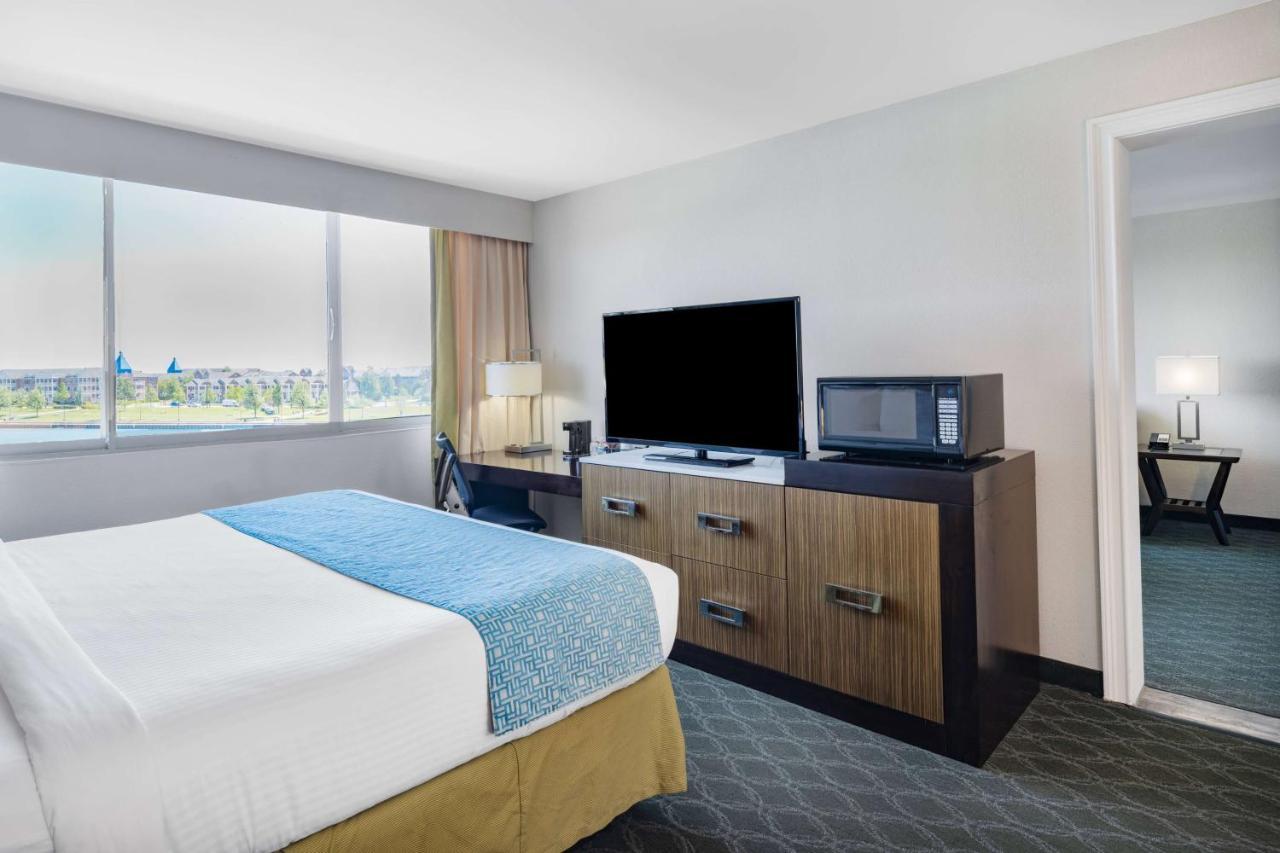 Wyndham Garden Kenosha Harborside Otel Dış mekan fotoğraf