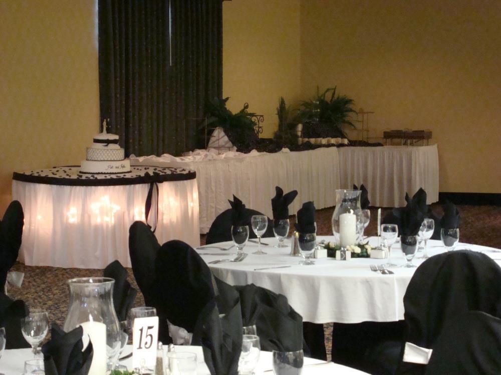 Wyndham Garden Kenosha Harborside Otel Restoran fotoğraf