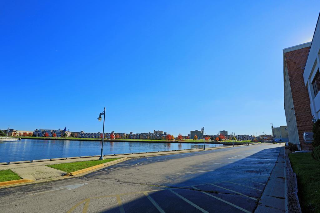 Wyndham Garden Kenosha Harborside Otel Dış mekan fotoğraf