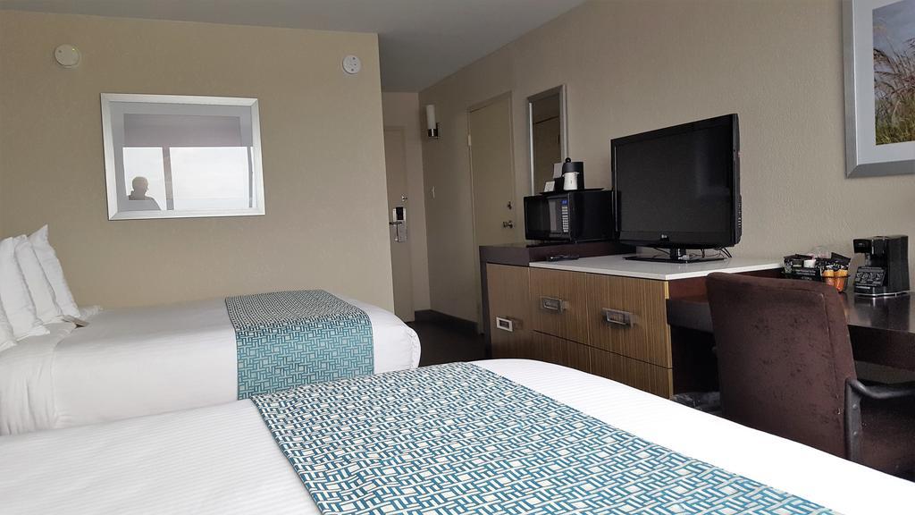 Wyndham Garden Kenosha Harborside Otel Dış mekan fotoğraf